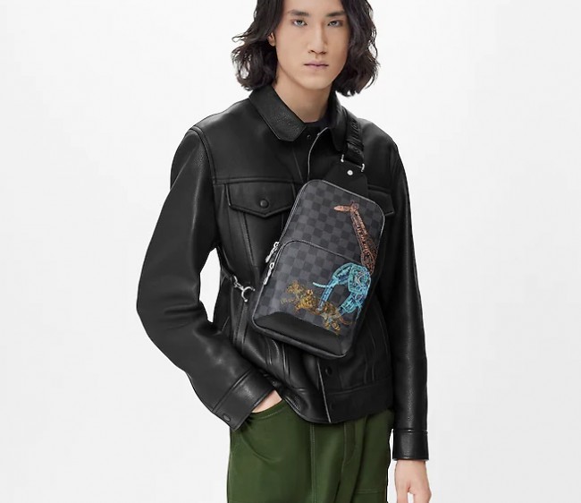 Louis Vuitton Avenue Sling Shoulder Bag in Damier Wild Animals Canvas N45277 2022