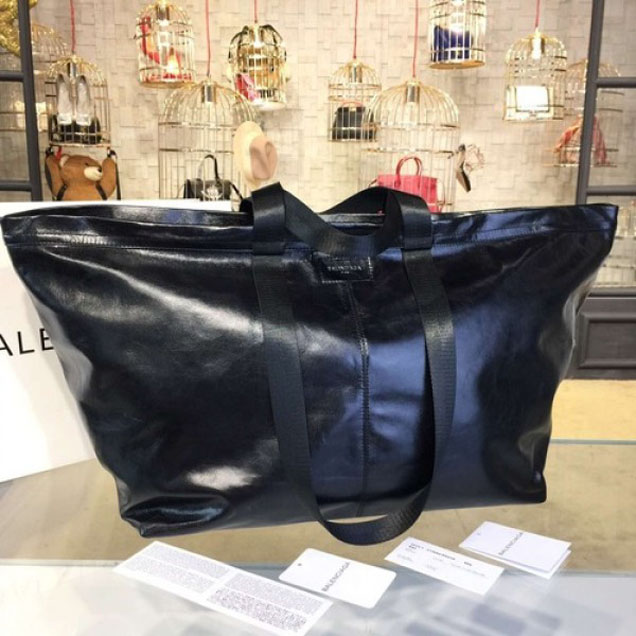 Balenciaga Top Handle Oversized Tote 34cm Bag Smooth Calfskin Leather Fall/Winter 2016 Runway Bag Collection, Black