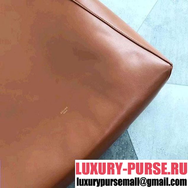 Celine Large Clasp Shopping Bag in Smooth Calfskin Brown (ALI-8012625 )