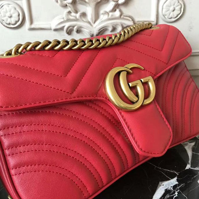 Gucci GG Marmont Matelasse Shoulder Bag 443497 26cm Red