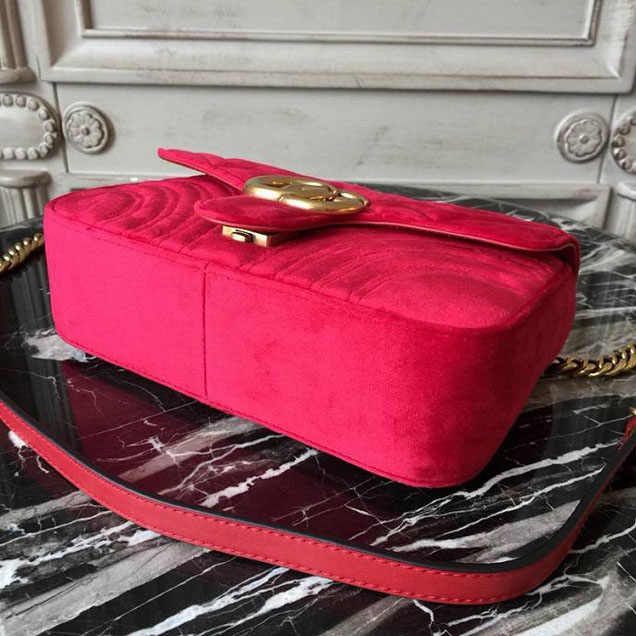 Gucci Marmont Chevron Velvet Shoulder Bag 22cm Fall Winter 2017 Collection Red