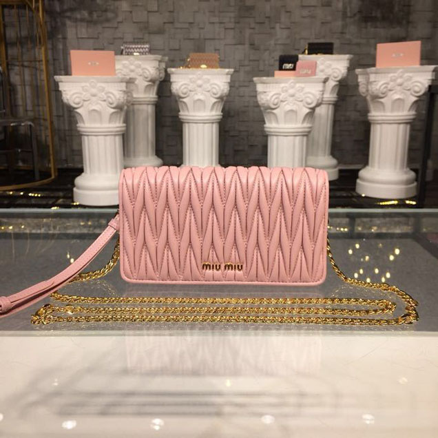 Miu Miu Mini Matelasse Clutch Bag 5ZH029 Nappa Calfskin Leather Spring Summer 2018 Collection Orchid Pink