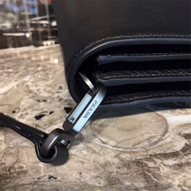 Prada Saffiano Cuir Men's Bag 25cm Calfskin Leather Fall Winter 2017 Collection Black