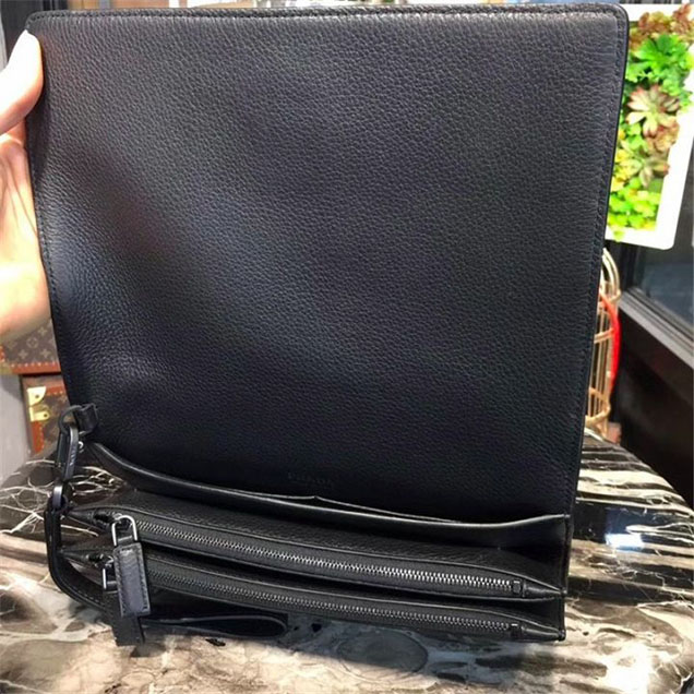 Prada Saffiano Cuir Men's Bag 25cm Calfskin Leather Fall Winter 2017 Collection Black