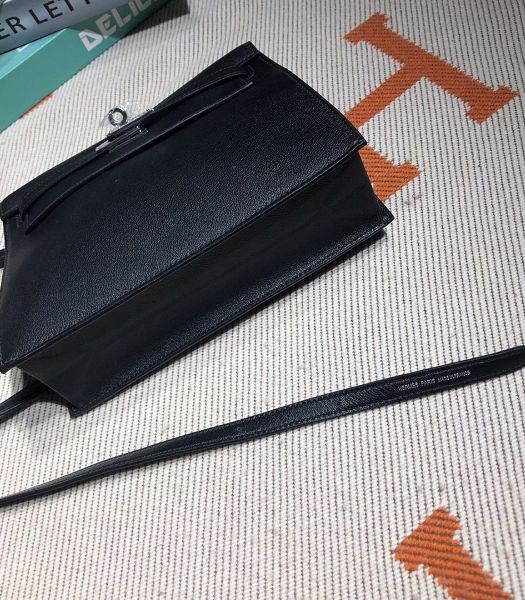 Hermes Kelly 22cm DanSe Black Imported Swift Leather Silver Metal Handbag